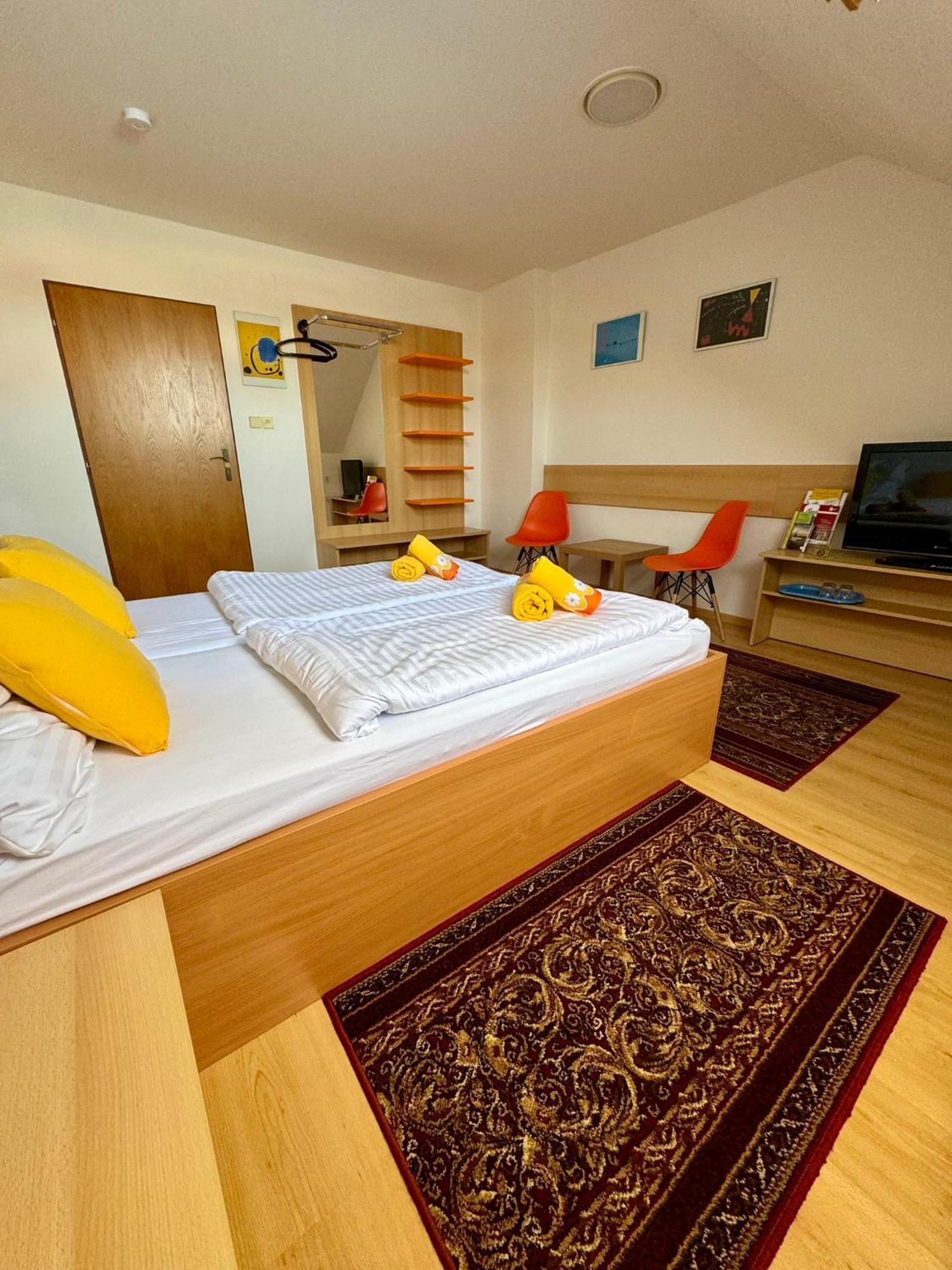 Penzion Ludor Strážnice Bagian luar foto